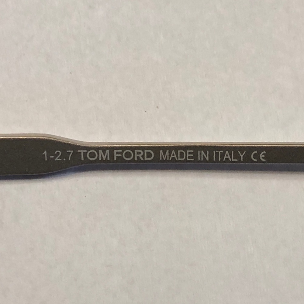 Tom Ford Rania Sunglasses - Picture 7 of 11